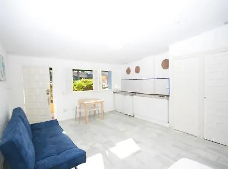 Cortijo La Saleta Banus 2*