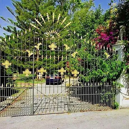 Апарт-готель Cortijo La Saleta Banus