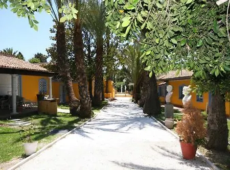 Апарт-готель Cortijo La Saleta Banus 2*