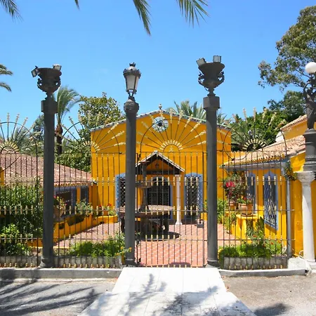 Cortijo La Saleta Banus شقة فندقية 2*