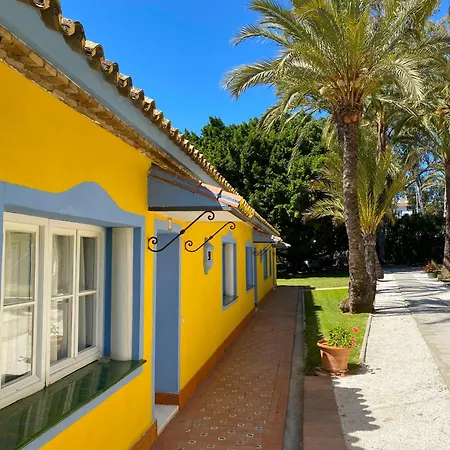 شقة فندقية Cortijo La Saleta Banus 2*