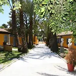Ξενοδοχείο με διαμερίσματα Cortijo La Saleta Banus 2*